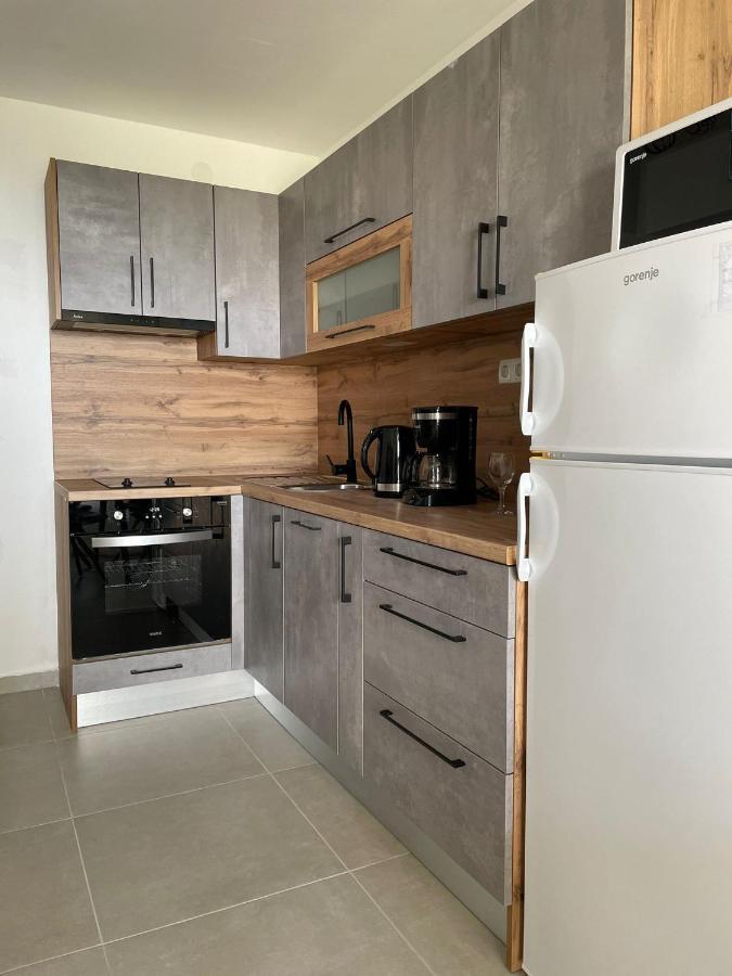 Apartmani Maris II Palit Extérieur photo