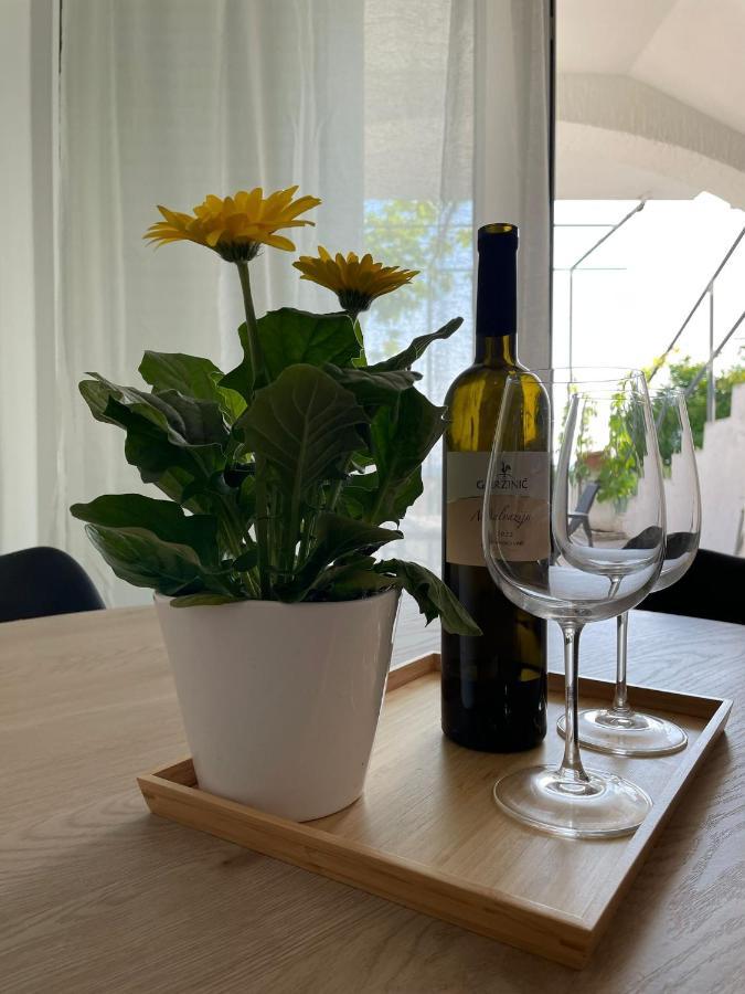Apartmani Maris II Palit Extérieur photo