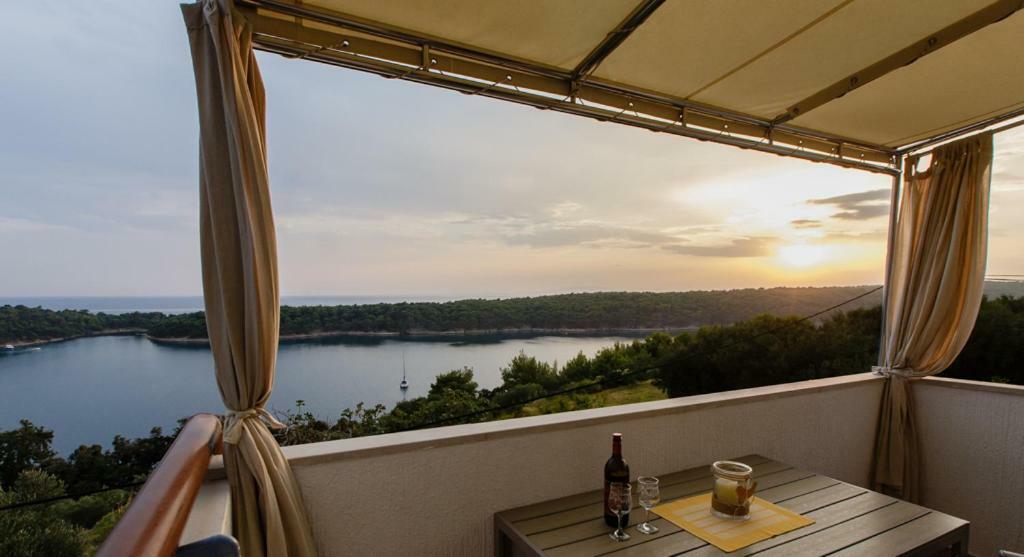 Apartmani Maris II Palit Extérieur photo